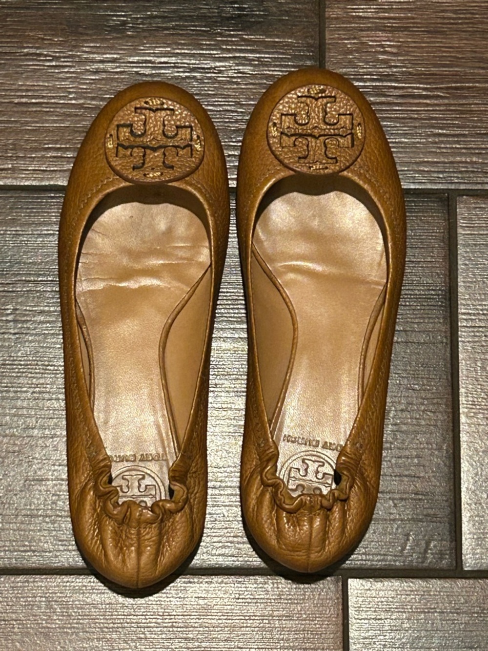Tory Burch Tan Leather Logo Ballet Flats Size 8